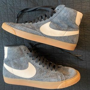 Nike Blazer Mid Suede Vintage Black White Gum